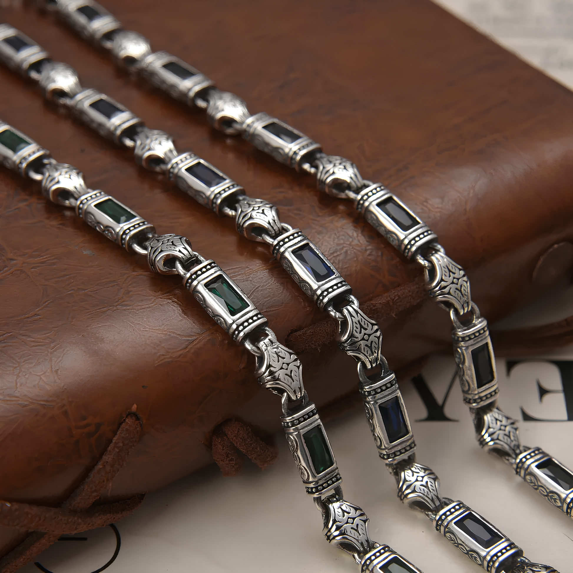 " SCULPTOR"S CHAIN"