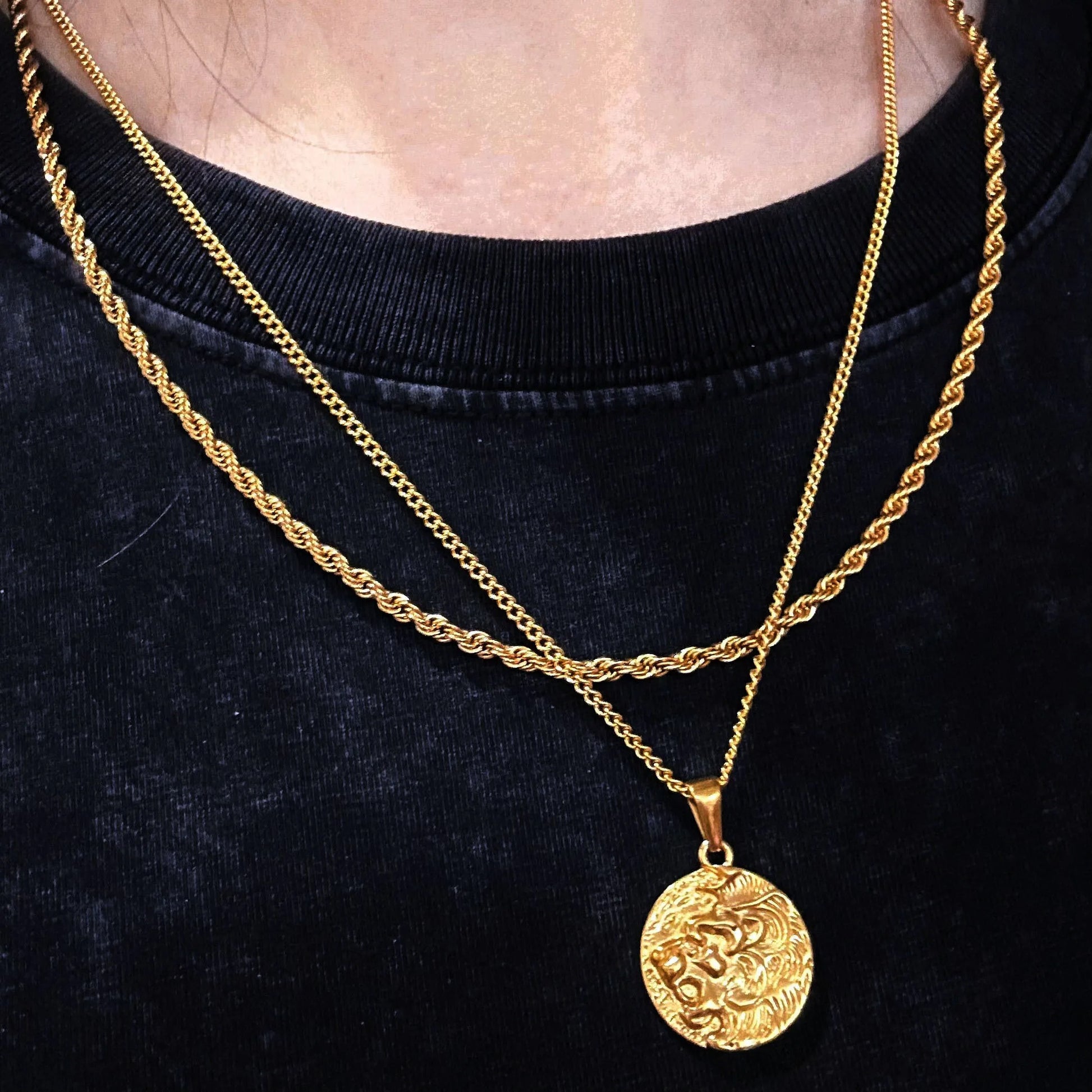 "GOLDEN VALENTIS"
